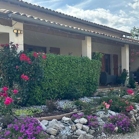 Appartement Mansarde Et Climatise 50 M2 Pompignan  Екстер'єр фото