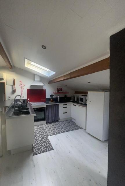 Appartement Mansarde Et Climatise 50 M2 Pompignan  Екстер'єр фото